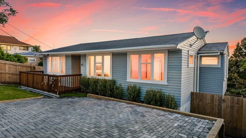 116 Carlisle Road, Browns Bay, Auckland