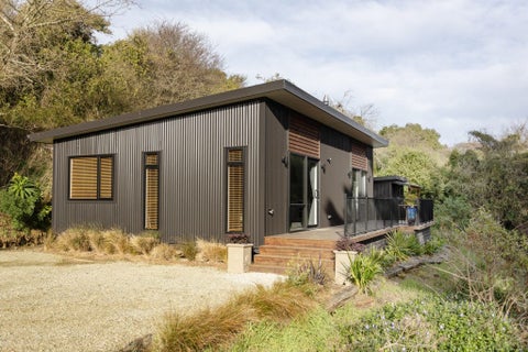 10 Bute Street, Moeraki