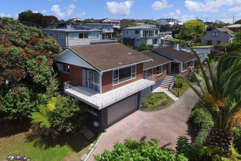 1/36 Masterton Road, Rothesay Bay, Auckland