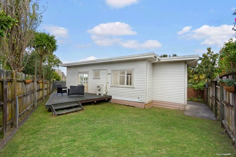 2/41 Pomaria Road, Henderson, Auckland