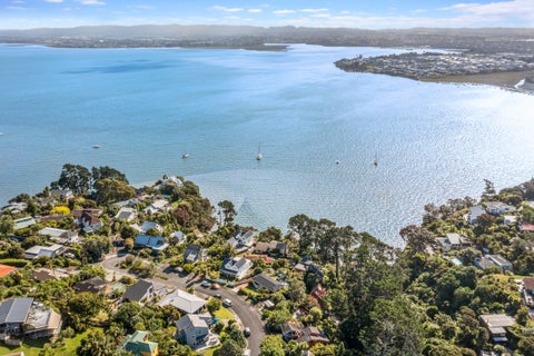 2/29 Telstar Place, Beach Haven, Auckland