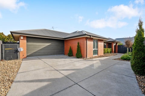 11 Globe Bay Drive, Templeton, Christchurch