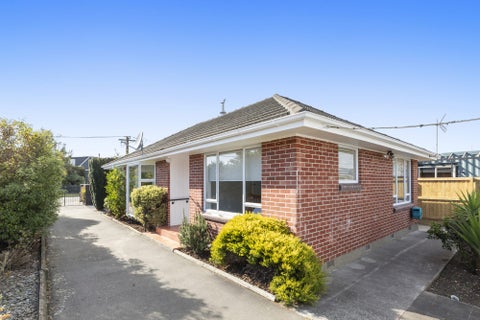 16 Pine Avenue, New Brighton, Christchurch