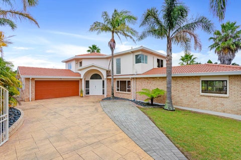 8 Seacrest Drive, West Harbour, Auckland