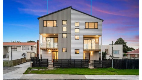 1/16 Binsted Road, New Lynn, Auckland