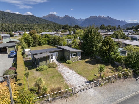 36 HOME ST, Manapouri, Manapouri