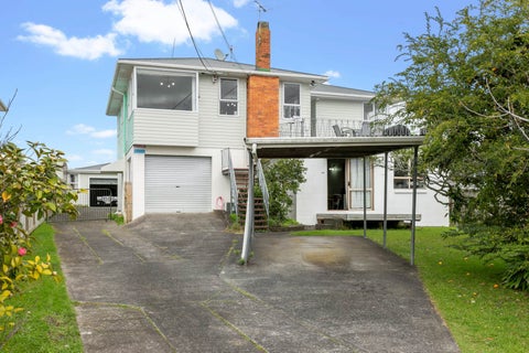 25 Woodford Avenue, Henderson, Auckland
