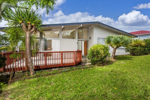 35 Triangle Road, Massey, Auckland