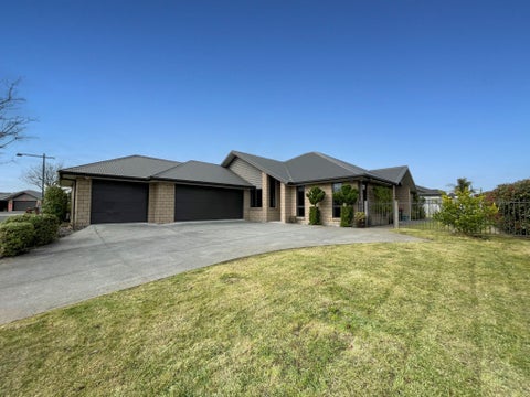 2 Sutherland Court, Flagstaff, Hamilton