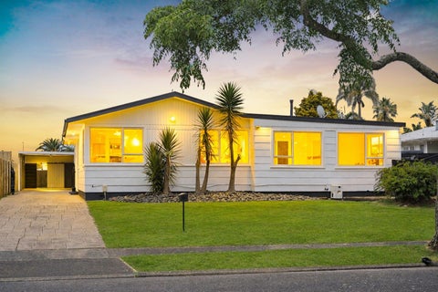 27 Fuchsia Avenue, Pukete, Hamilton