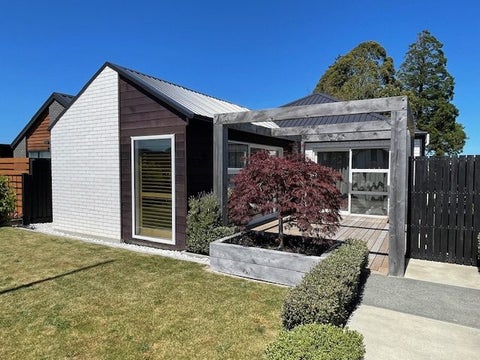 6 John Raven LANE, Woodend, Woodend