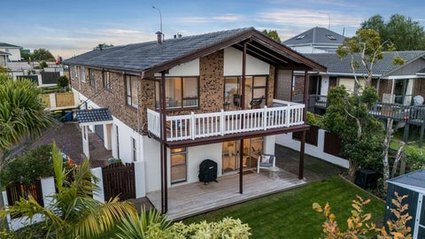 2/131 Mokoia Road, Birkenhead, Auckland