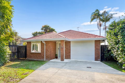 21 Taikata Road, Te Atatu Peninsula, Auckland