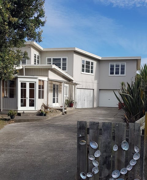 32 Hunia Terrace, Himatangi Beach, Himatangi Beach