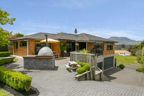 17 Kahurangi Drive, Rangatira Park, Taupo