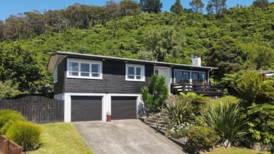 6 Hawk Place, Selwyn Heights, Rotorua