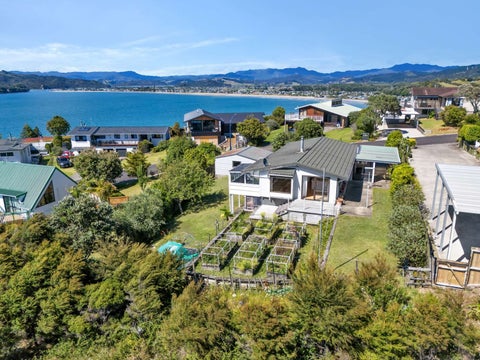17 Harbour Lights Terrace, Whitianga, Whitianga