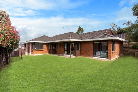 3/15 Kurnell Drive, Botany Downs, Auckland
