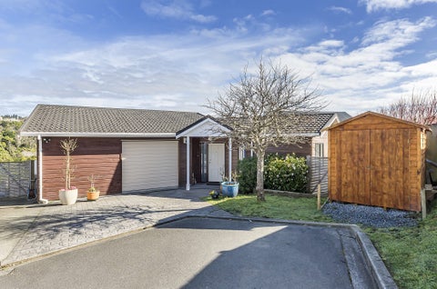 18 Ronald Woolf Place, Churton Park, Wellington