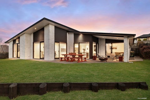 6 Stonedale Drive, Pukekohe, Pukekohe