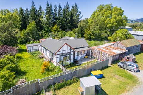 10 Lowery Street, Milton