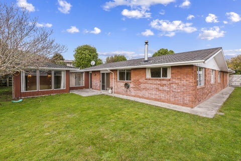 37 Kapanui Road, Waikanae