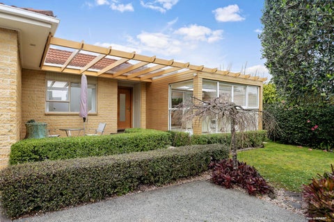2/16 Brook Street, Milford, Auckland