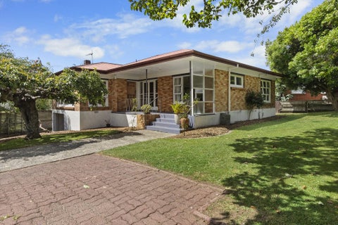 364 Cobham Drive, Hillcrest, Hamilton
