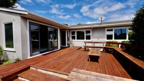 74 Long Melford Road, Awapuni, Palmerston North