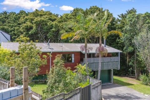 30 Calluna Crescent, Totara Heights, Auckland