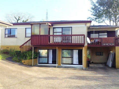 2/4 Wanganella Place, Lynfield, Auckland