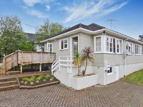 65 Court Crescent, Panmure, Auckland