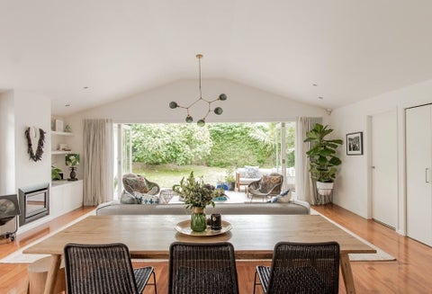 18 Creamer Avenue, Belmont, Auckland