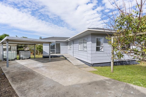 5 De Bloge Place, Clendon Park, Auckland