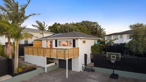 2/16 Kenmure Avenue, Forrest Hill, Auckland