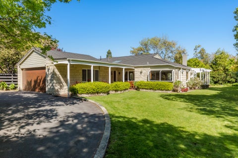 12 Ngarara Road, Waikanae, Waikanae