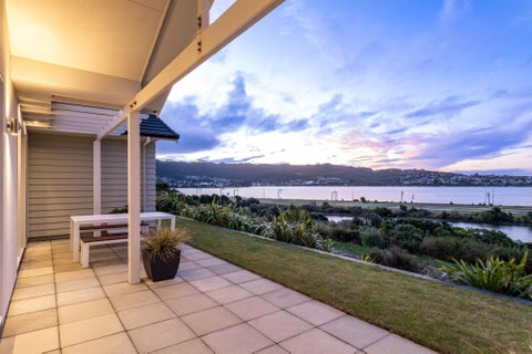 10 John Burke Drive, Aotea, Porirua