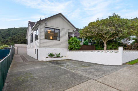 54 Wilkie Crescent, Naenae, Lower Hutt
