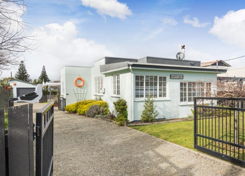 9 Warren Street, Foxton Beach, Foxton