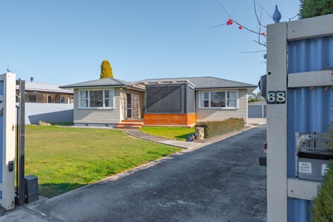 68 New York Street, Martinborough
