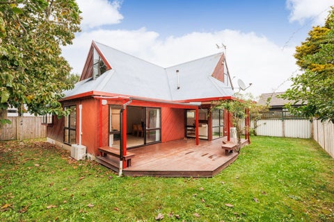 2 Montgomery Terrace, Hokowhitu, Palmerston North