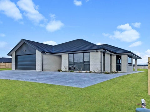 27 Breton Drive, Waipu, Waipu