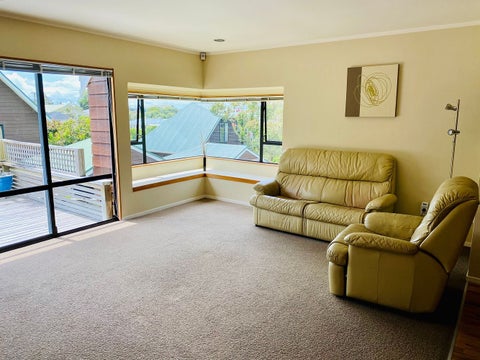 82F Clonbern Road, Remuera, Auckland