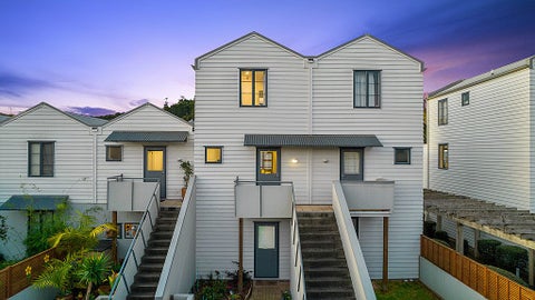 18/5 Carolina Place, Albany, Auckland