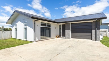 6 Toutouwai Lane, Inglewood, Inglewood