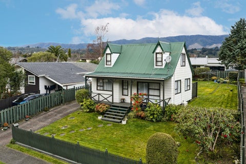 26 Hartford Crescent, Totara Park, Upper Hutt