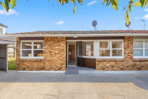 4/144 Point Chevalier Road, Point Chevalier, Auckland