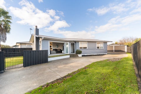 22 Rhodes Drive, Kelvin Grove, Palmerston North