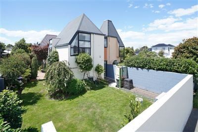 76A Memorial Avenue, Ilam, Christchurch