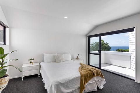 86 Wade River Road, Stanmore Bay, Whangaparaoa